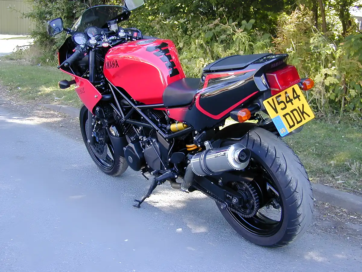 Used 1999 Yamaha TRX850 Red - Interior and Exterior details 7