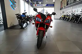 Used 1999 Yamaha YZF-R1 Red/ White - Interior and Exterior details 3