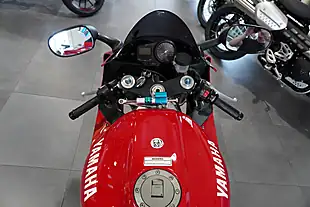 Used 1999 Yamaha YZF-R1 Red/ White - Interior and Exterior details 7