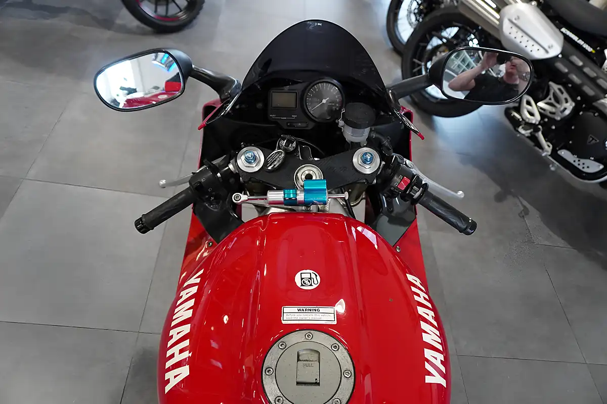 Used 1999 Yamaha YZF-R1 Red/ White - Interior and Exterior details 7