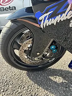 Used 1999 Yamaha YZF1000R Thunderace - Interior and Exterior details 11