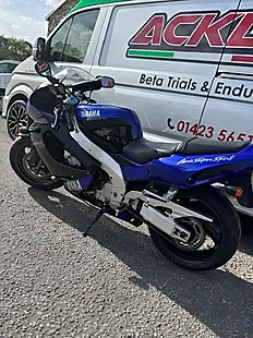 Used 1999 Yamaha YZF1000R Thunderace - Interior and Exterior details 13
