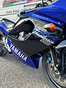 Used 1999 Yamaha YZF1000R Thunderace - Interior and Exterior details 4