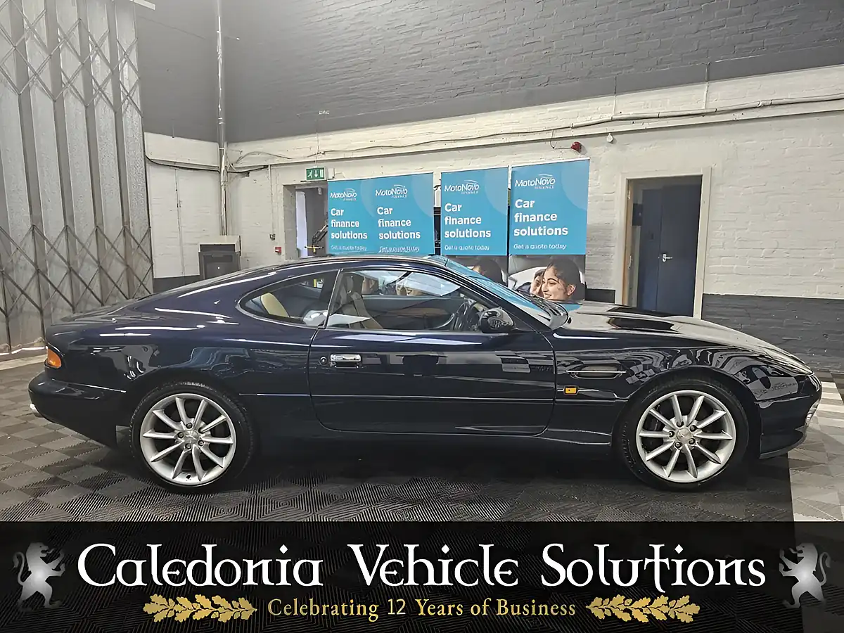 Used 2000 Aston Martin DB7 Vantage Blue - Interior and Exterior details 8