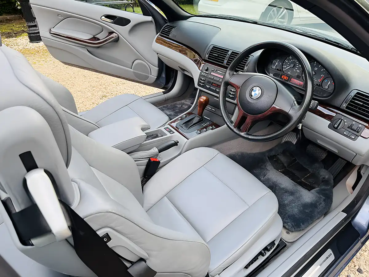 Used 2000 BMW 3 Series 323Ci Convertible Blue - Interior and Exterior details 15