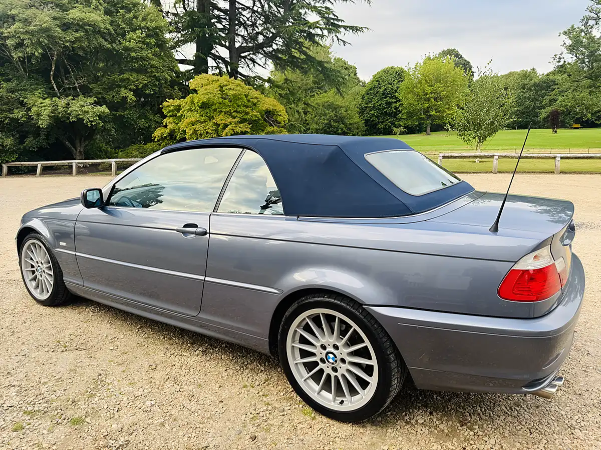 Used 2000 BMW 3 Series 323Ci Convertible Blue - Interior and Exterior details 2
