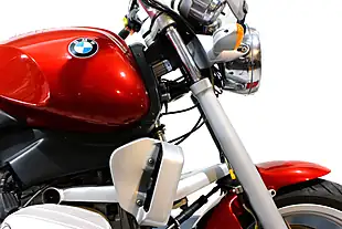 Used 2000 BMW R850R Red - Interior and Exterior details 4