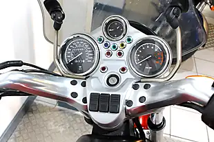 Used 2000 BMW R850R Red - Interior and Exterior details 8
