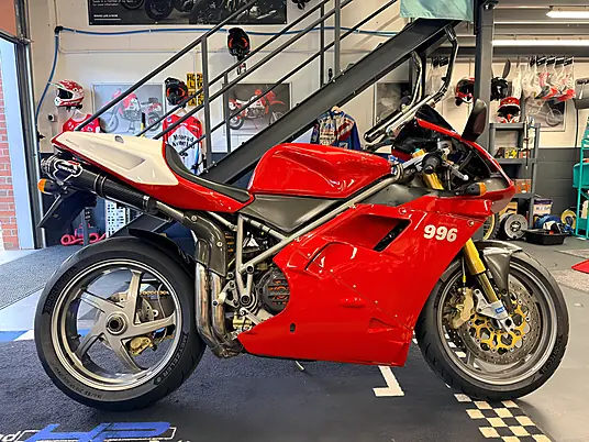 2000 Ducati 996 SPS (996cc)