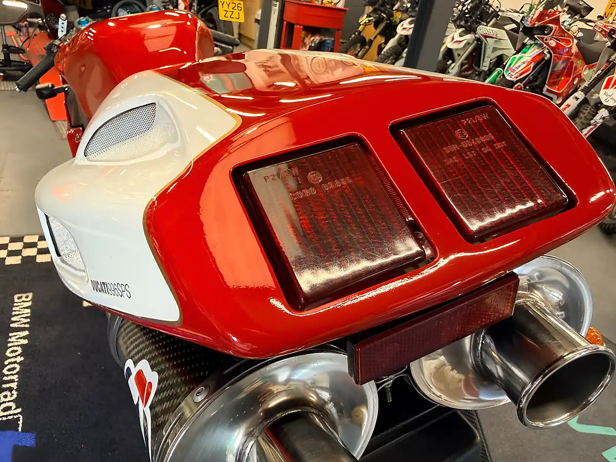 Used 2000 Ducati 996 Sps - Interior and Exterior details 10