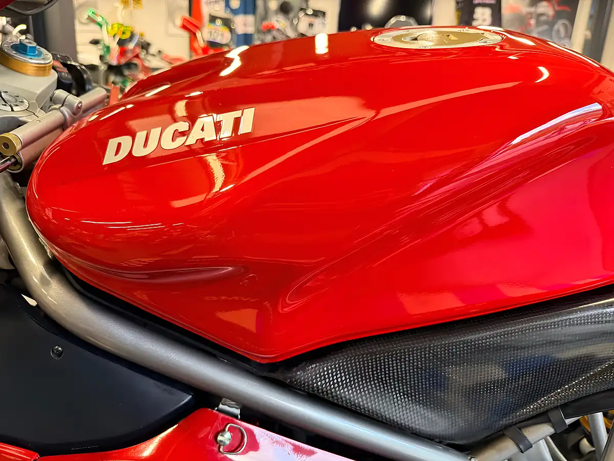 Used 2000 Ducati 996 Sps - Interior and Exterior details 15