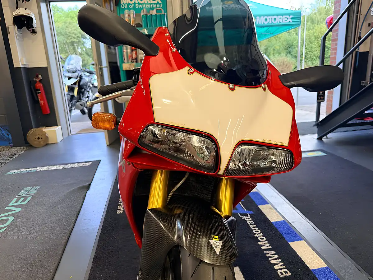 Used 2000 Ducati 996 Sps - Interior and Exterior details 17