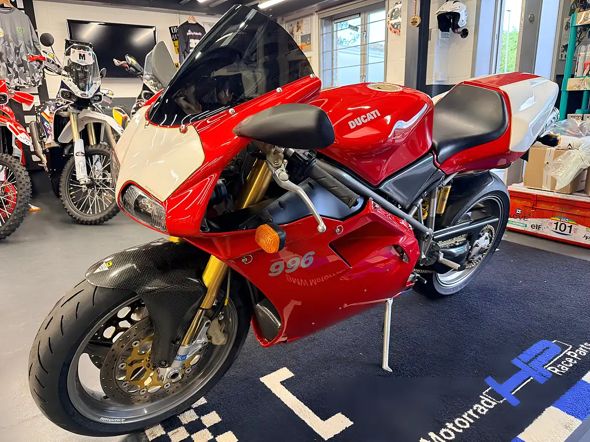 Used 2000 Ducati 996 Sps - Interior and Exterior details 18