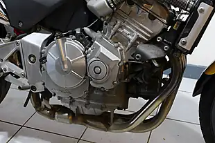Used 2000 Honda Hornet CB600F Yellow - Interior and Exterior details 5