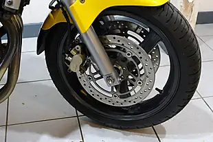 Used 2000 Honda Hornet CB600F Yellow - Interior and Exterior details 6