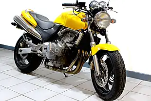 Used 2000 Honda Hornet CB600F Yellow - Interior and Exterior details 9