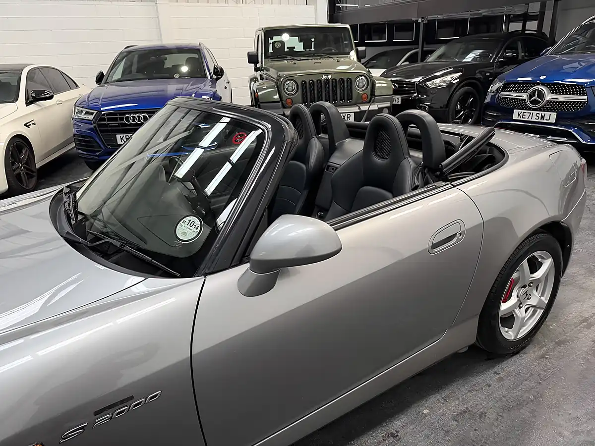 Used 2000 Honda S2000 Roadster Metallic Silver - Interior and Exterior details 3