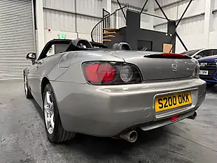 Used 2000 Honda S2000 Roadster Metallic Silver - Interior and Exterior details 4