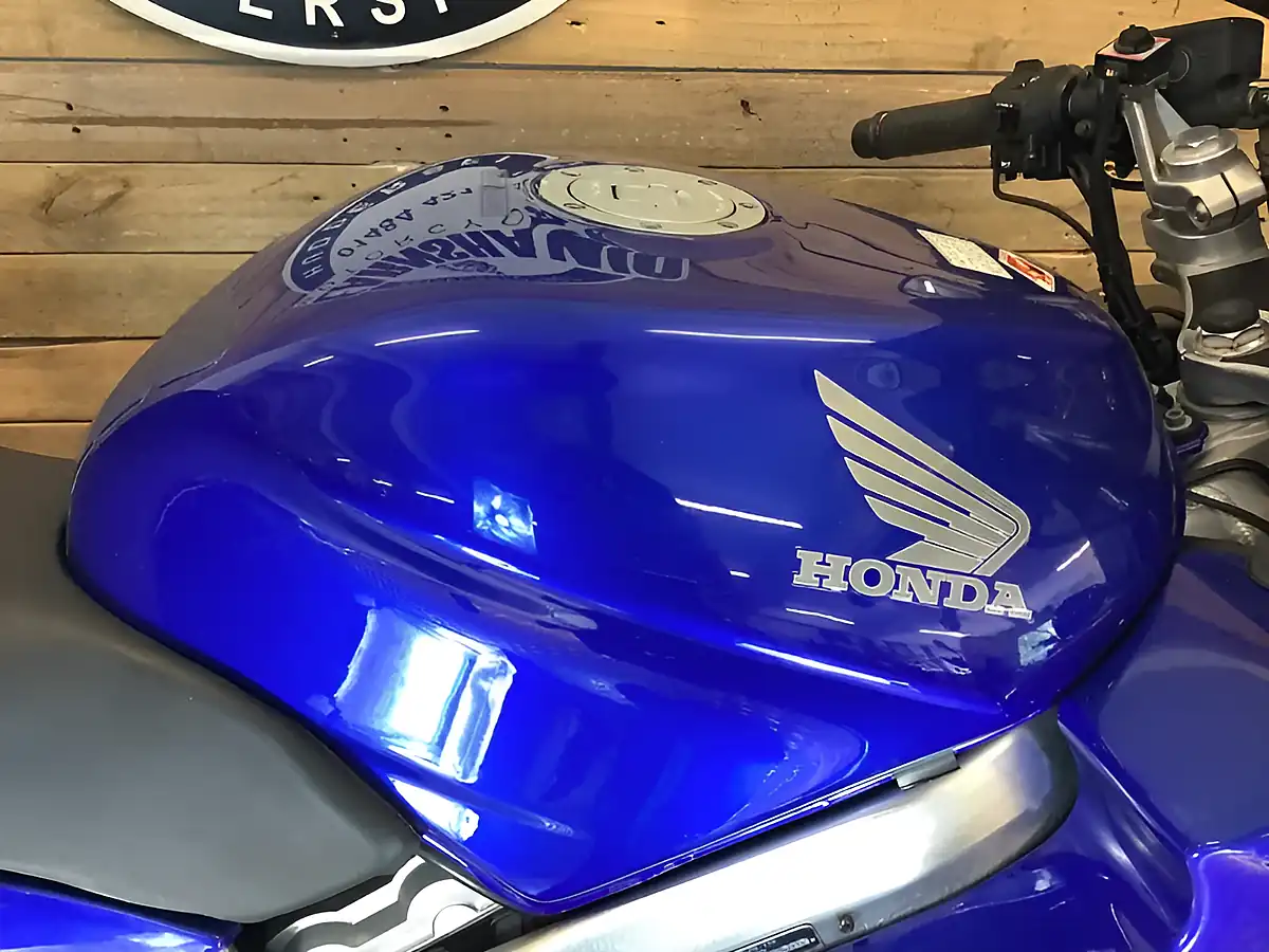 Used 2000 Honda Vfr Metallic Blue - Interior and Exterior details 14