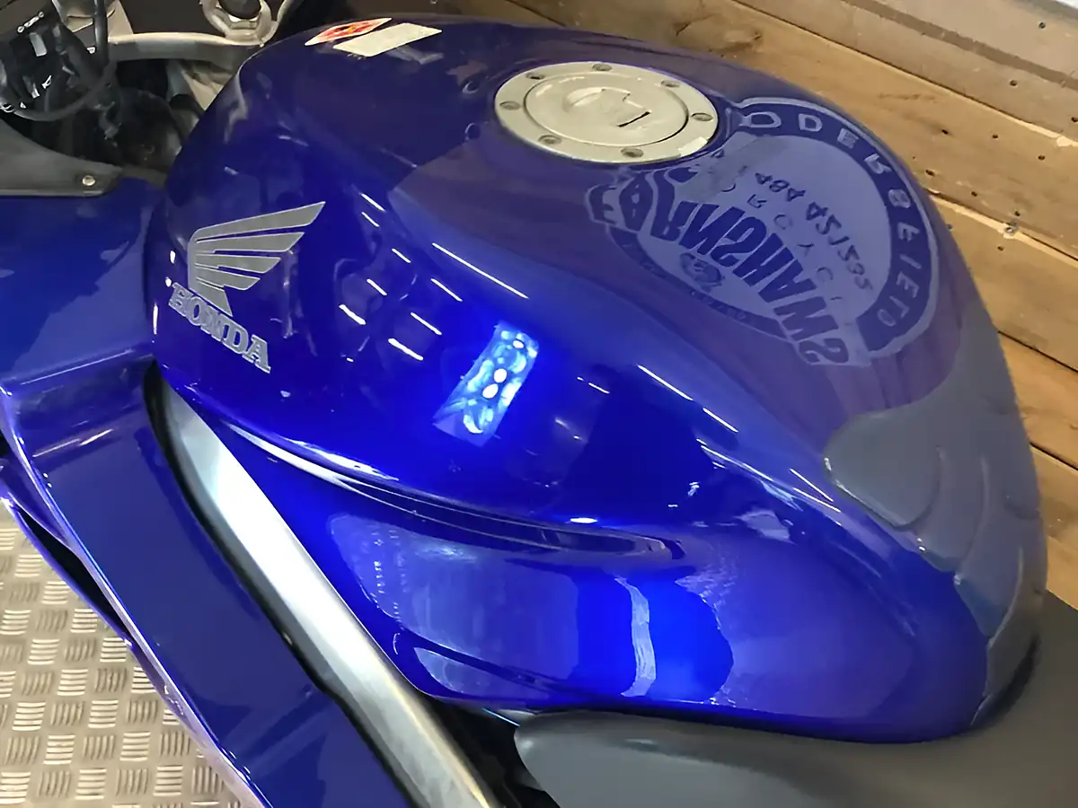 Used 2000 Honda Vfr Metallic Blue - Interior and Exterior details 7