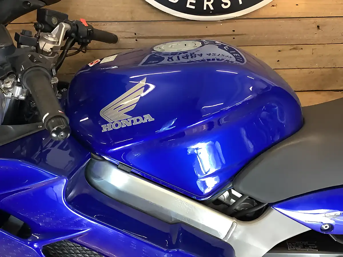 Used 2000 Honda Vfr Metallic Blue - Interior and Exterior details 8
