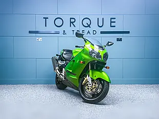 Used 2000 Kawasaki ZX-12R Ninja Green - Interior and Exterior details 10