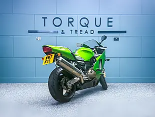 Used 2000 Kawasaki ZX-12R Ninja Green - Interior and Exterior details 4