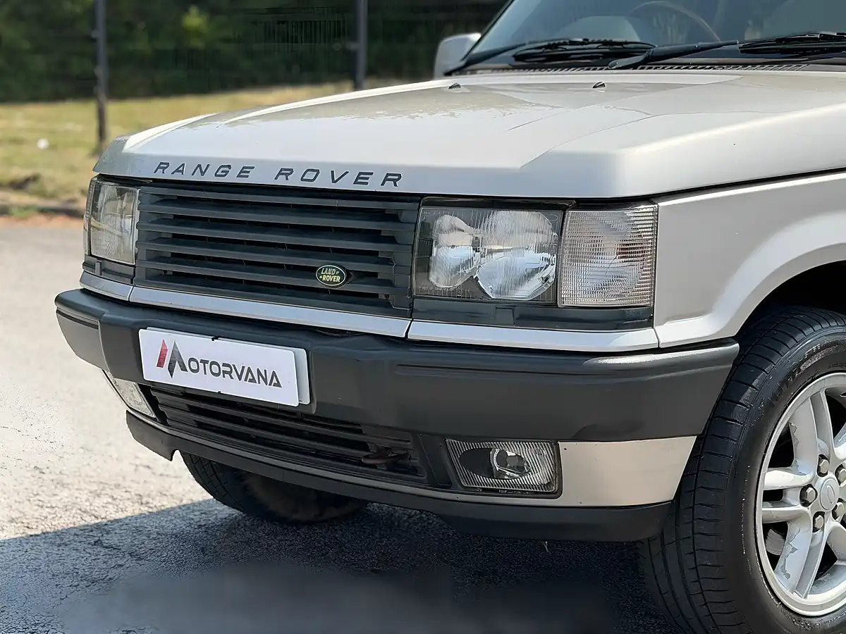 Used 2000 Land Rover Range Rover Vogue Silver - Interior and Exterior details 7