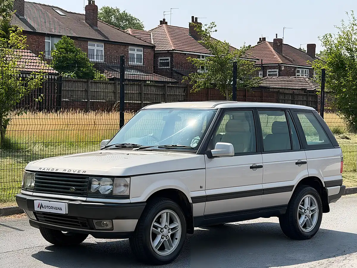 Used 2000 Land Rover Range Rover Vogue Silver - Interior and Exterior details 8