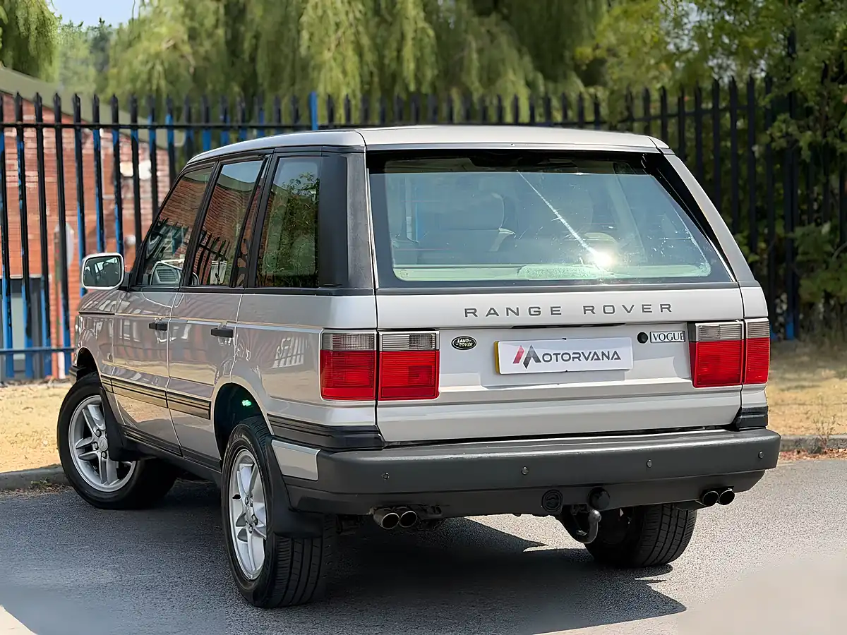 Used 2000 Land Rover Range Rover Vogue Silver - Interior and Exterior details 9