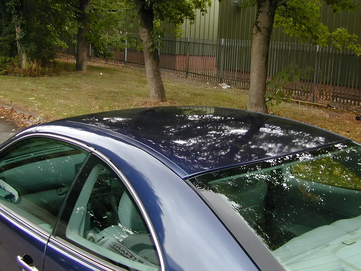 Used 2000 Mercedes-Benz Clk Coupe Azurite Blue Metallic - Interior and Exterior details 12