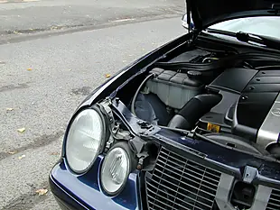 Used 2000 Mercedes-Benz Clk Coupe Azurite Blue Metallic - Interior and Exterior details 20