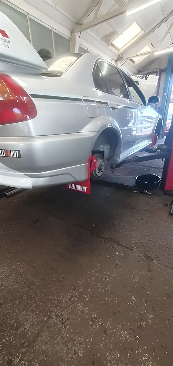 Used 2000 Mitsubishi Lancer Evo Vi Gsr Tommi Makinen Silver - Interior and Exterior details 13