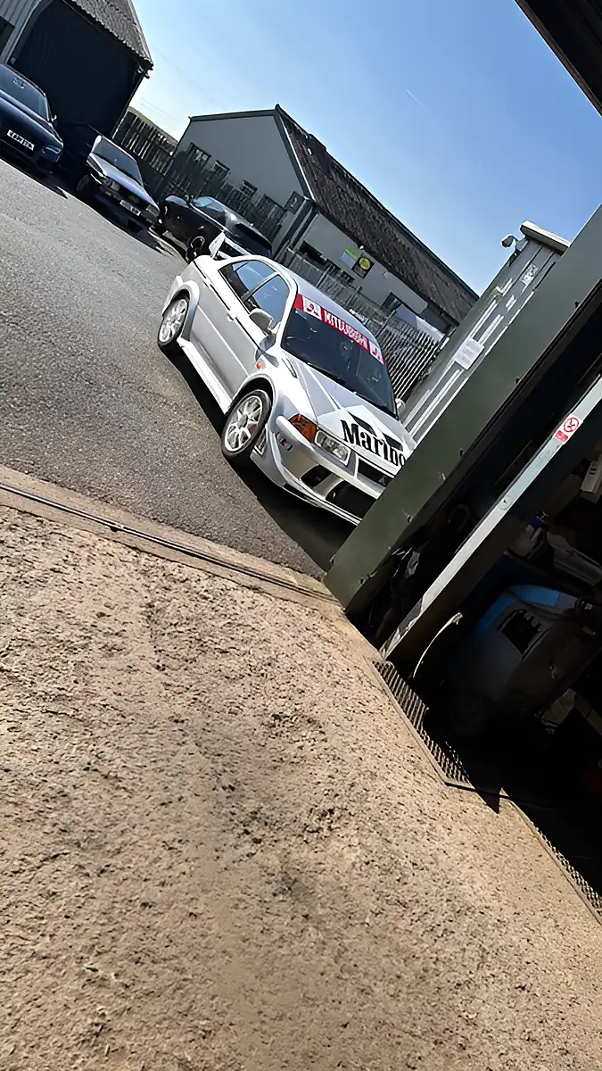 Used 2000 Mitsubishi Lancer Evo Vi Gsr Tommi Makinen Silver - Interior and Exterior details 14