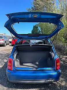 Used 2000 Nissan Micra S Blue - Interior and Exterior details 11