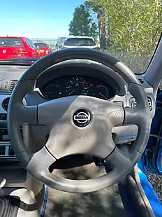 Used 2000 Nissan Micra S Blue - Interior and Exterior details 16