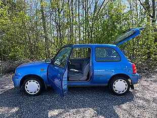 Used 2000 Nissan Micra S Blue - Interior and Exterior details 8