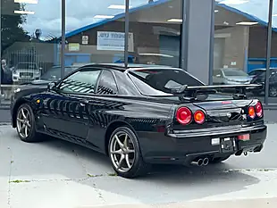 Used 2000 Nissan Skyline GT-R R34 Black - Interior and Exterior details 11