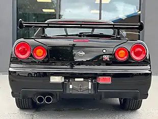 Used 2000 Nissan Skyline GT-R R34 Black - Interior and Exterior details 13