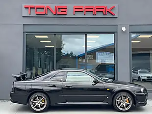 Used 2000 Nissan Skyline GT-R R34 Black - Interior and Exterior details 15