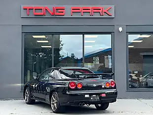 Used 2000 Nissan Skyline GT-R R34 Black - Interior and Exterior details 7