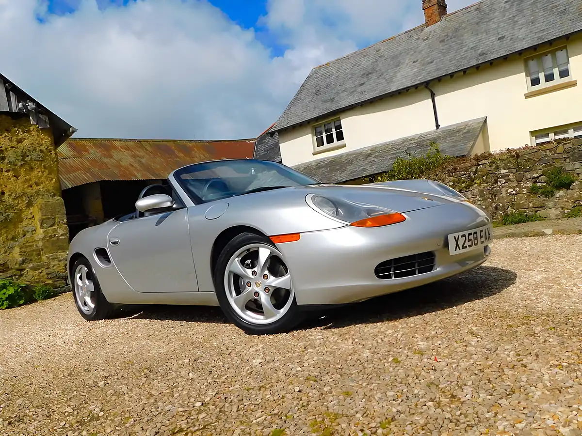 Used 2000 Porsche Boxster 987 Artic Silver Metallic - Front View