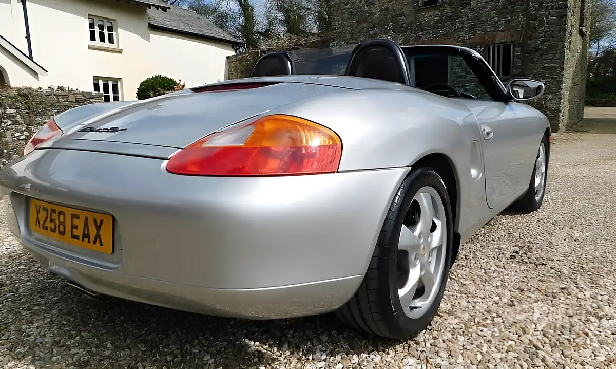 Used 2000 Porsche Boxster 987 Artic Silver Metallic - Interior and Exterior details 7