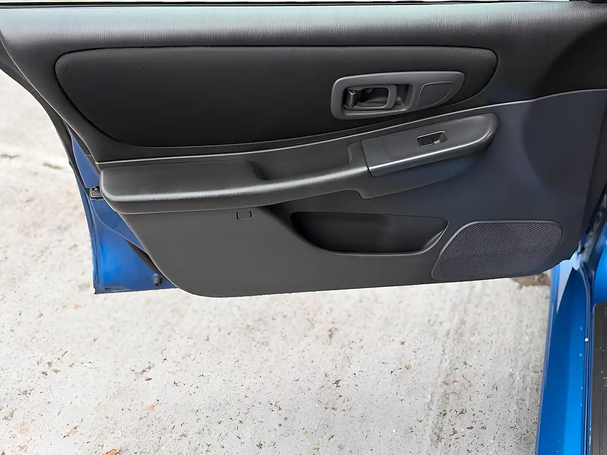 Used 2000 Subaru Impreza Type Ra Vi Limited Blue - Interior and Exterior details 15