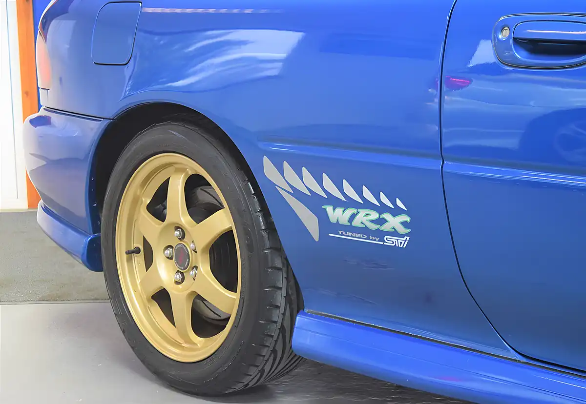 Used 2000 Subaru Impreza Wrx Sti Type R Version 6 Limited Blue - Interior and Exterior details 9