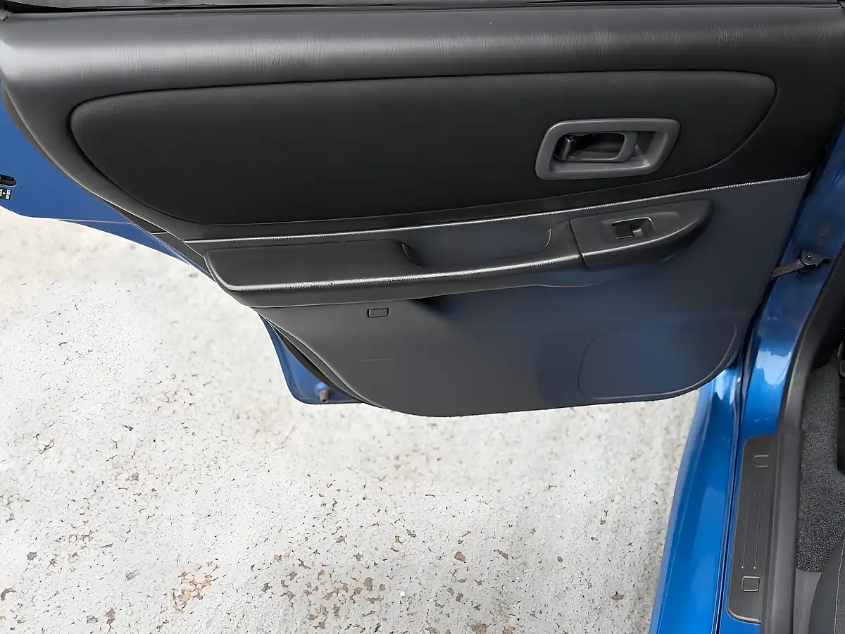 Used 2000 Subaru Impreza Wrx Sti Type Ra Vi Limited Blue - Interior and Exterior details 15