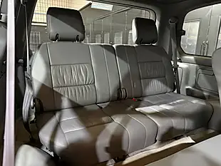 Used 2000 Toyota Land Cruiser Amazon Vx Blue - Interior and Exterior details 15