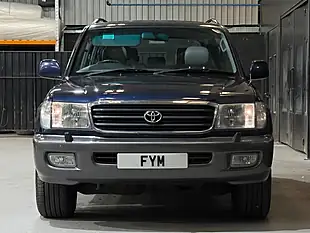 Used 2000 Toyota Land Cruiser Amazon Vx Blue - Interior and Exterior details 6