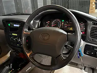 Used 2000 Toyota Land Cruiser Amazon Vx Blue - Interior and Exterior details 9