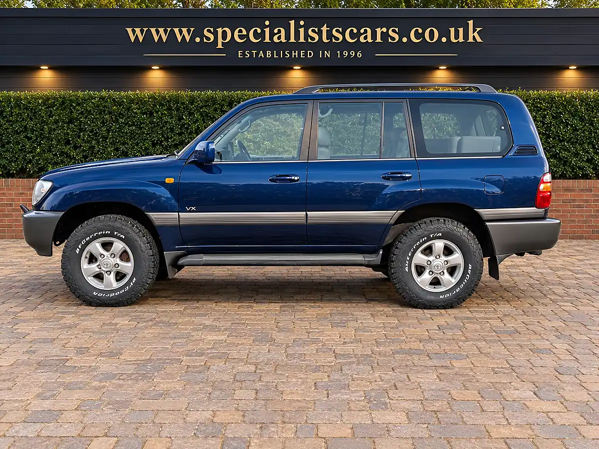 Used 2000 Toyota Land Cruiser Amazon Vx Blue - Interior and Exterior details 7